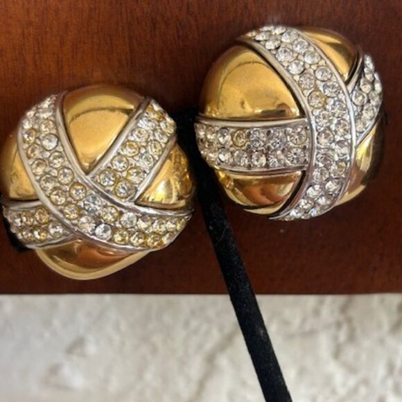 GIVENCHY Paris New York Couture Large Gold “Kiss” Rhinestone Crystal EARRINGS - Picture 8 of 12
